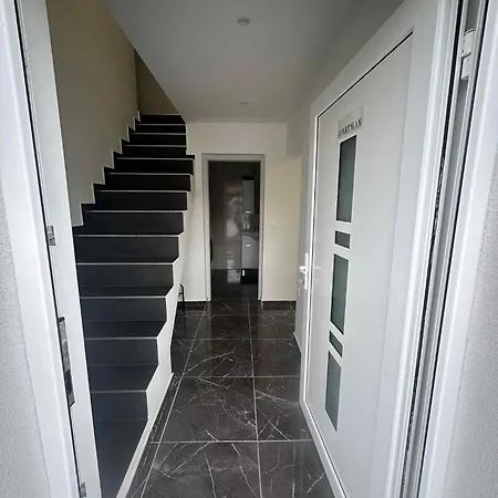 Apartma Vikovic Ii Njiverce